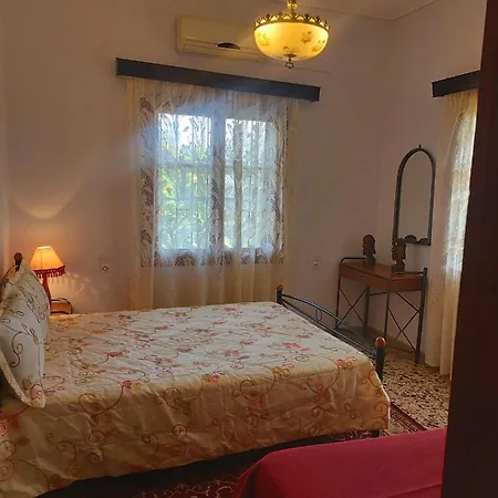 Relax Life_peloponisos Holiday home